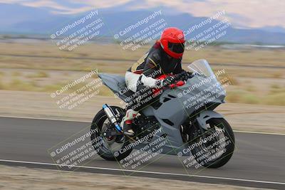 media/Sep-11-2022-SoCal Trackdays (Sun) [[81b7e951af]]/Back Straight Speed (850am)/